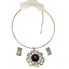 Ras de cou plaqué or avec boucle d'oreille à perle" noir"