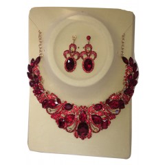 Parrure rouge à  grosse pierre avec boucle d'oreille