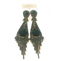 boucles d'oreilles  perlées de couleur verte avec grosse pierre scintillantes