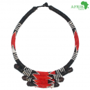 Collier artisanal "rouge-noir" avec des perles