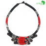 Collier artisanal "rouge-noir" avec des perles