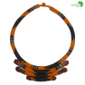 Collier artisanal "orange-noir" avec des perles