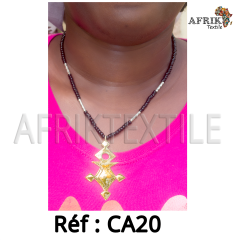 Collier artisanal "multi-colore" dorée avec des perles